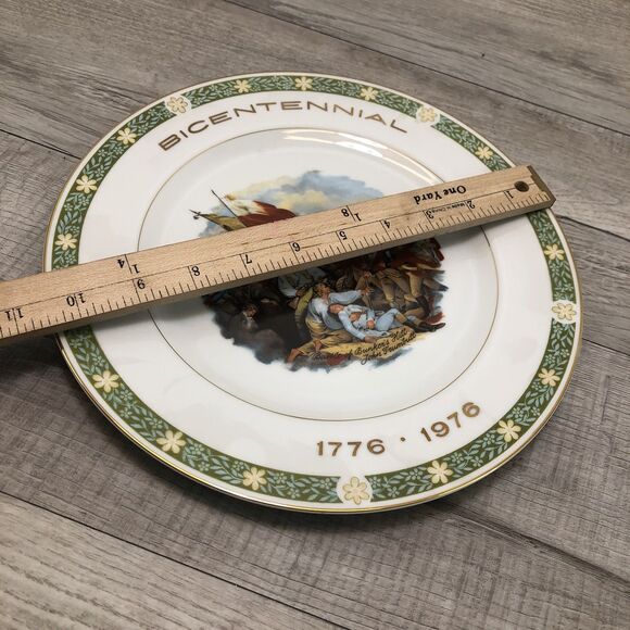 COLLECTOR'S BATTLE OF BUNKERHILL BICENTENNIAL PLATE 1776-1976 FAMOUS ARTWORK - Picture 6 of 6